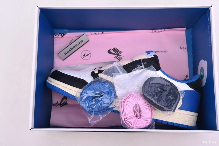 1 Travis Fragment Jordan Air DM7866-140 Low Scott 0121